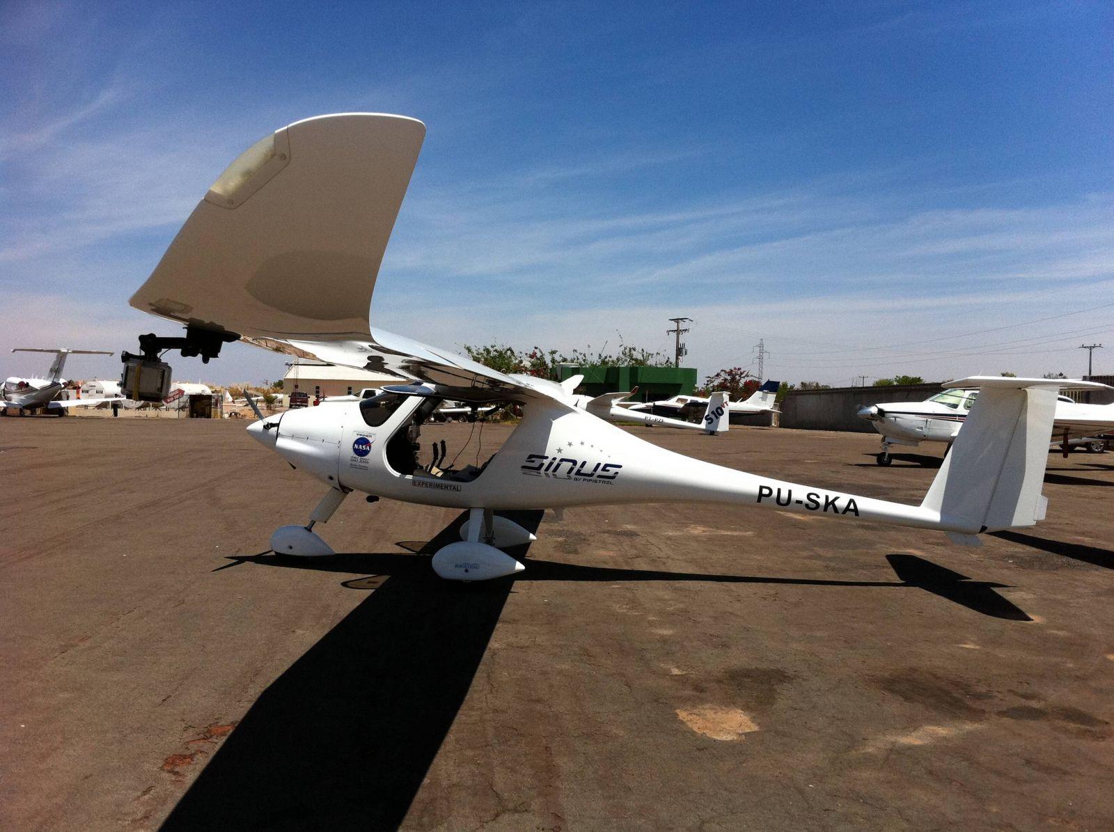Motor glider meet LEM, September 2011 MorrisonXC Touring Motor